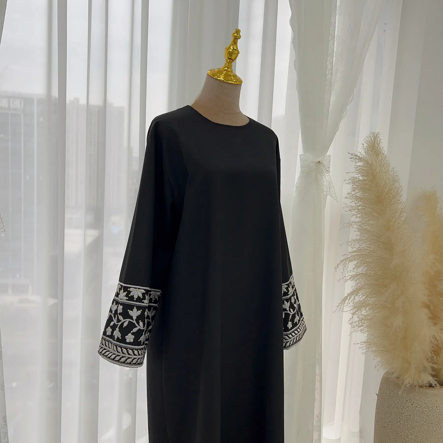 Embroidered Linen Abaya