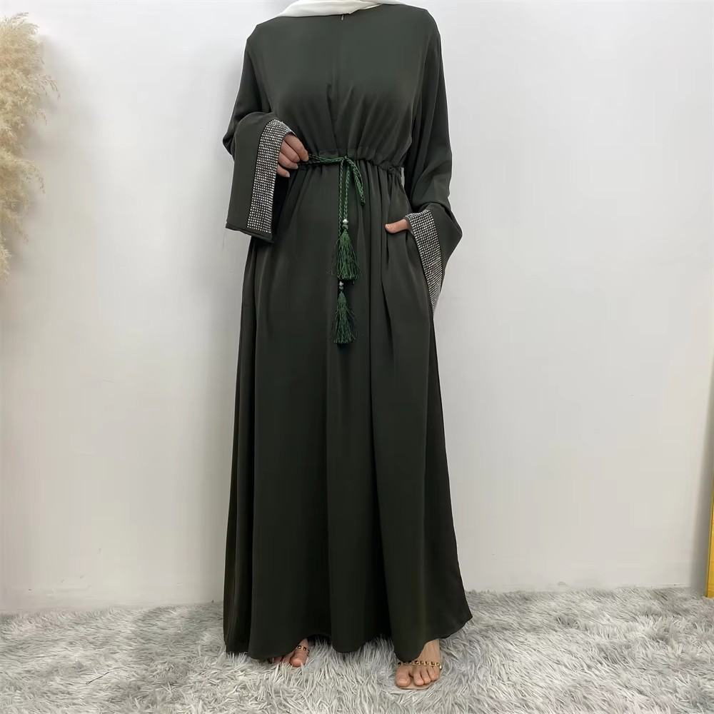 Elegant Abaya with Shiny Diamond Sleeves