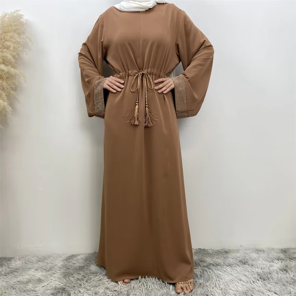 Elegant Abaya with Shiny Diamond Sleeves