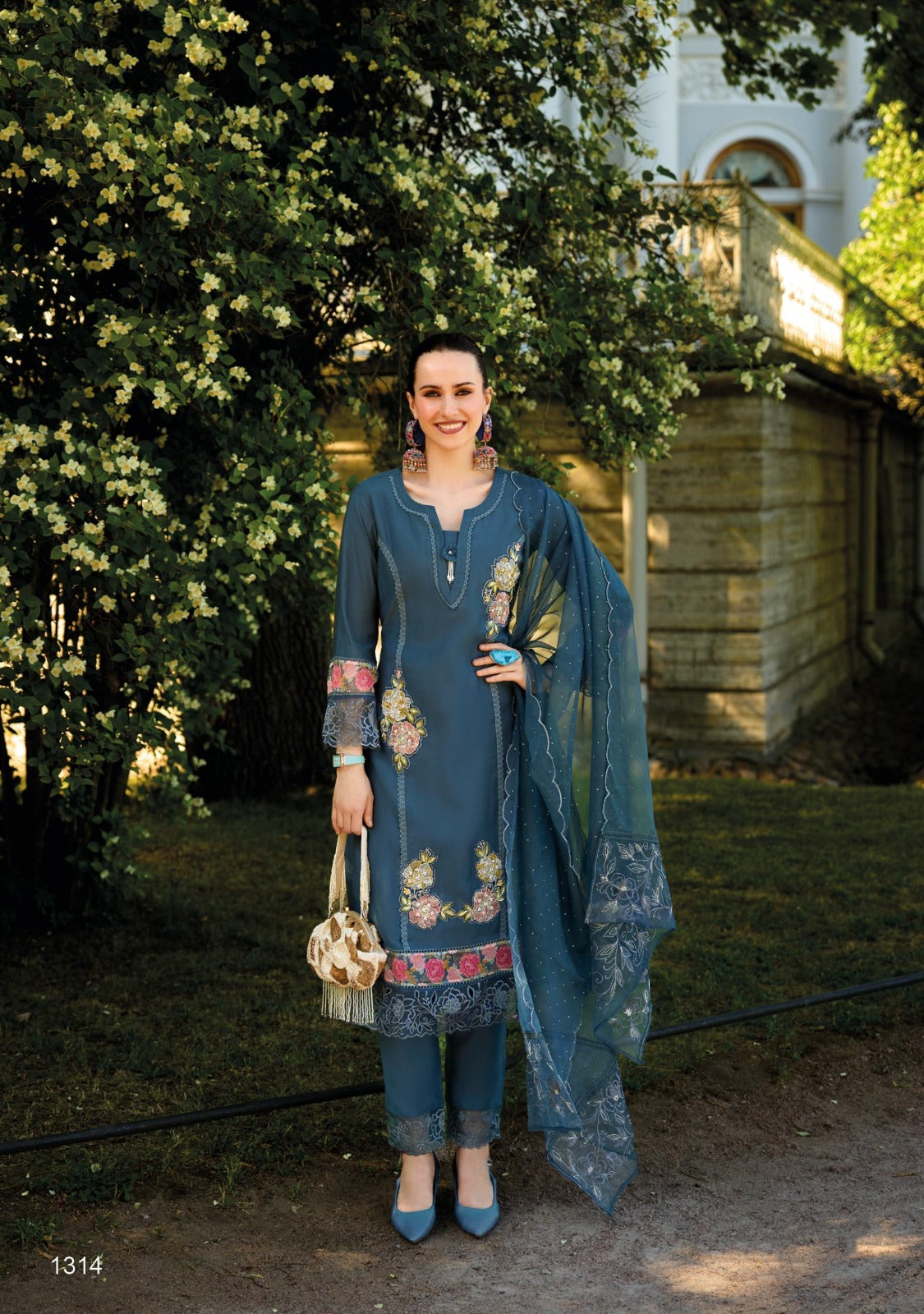Applique & Embroidered Kurti Pant with Dupatta