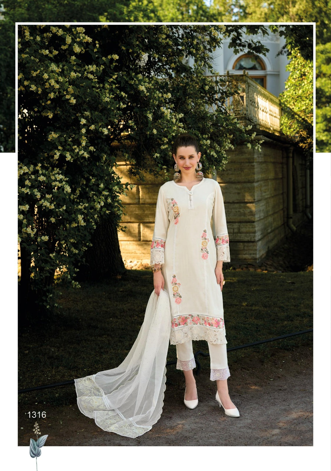Applique & Embroidered Kurti Pant with Dupatta